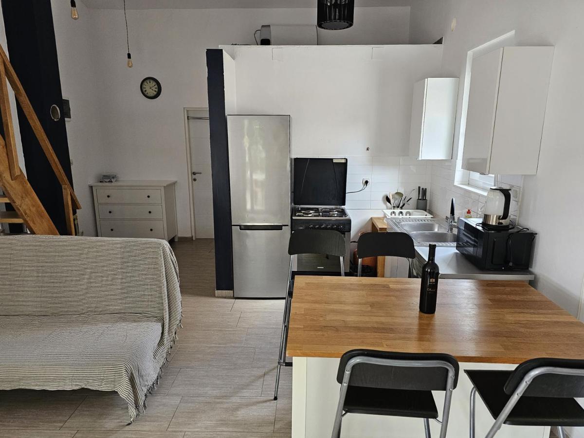 Apartments Antonia - S. Novalja Stara Novalja Bagian luar foto